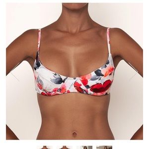 Vaya Island Bikini Top